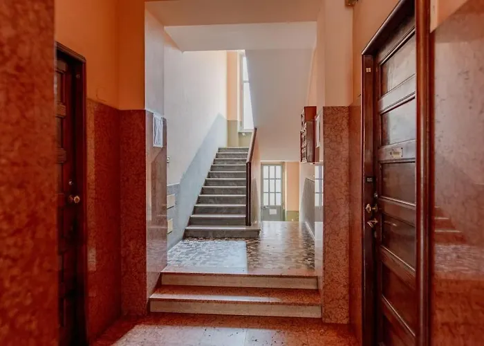 Central Cozy Apartment Close To Metro
