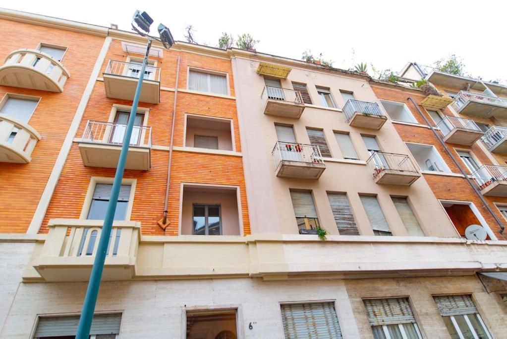Apartment Cozy Close To Metro Turin