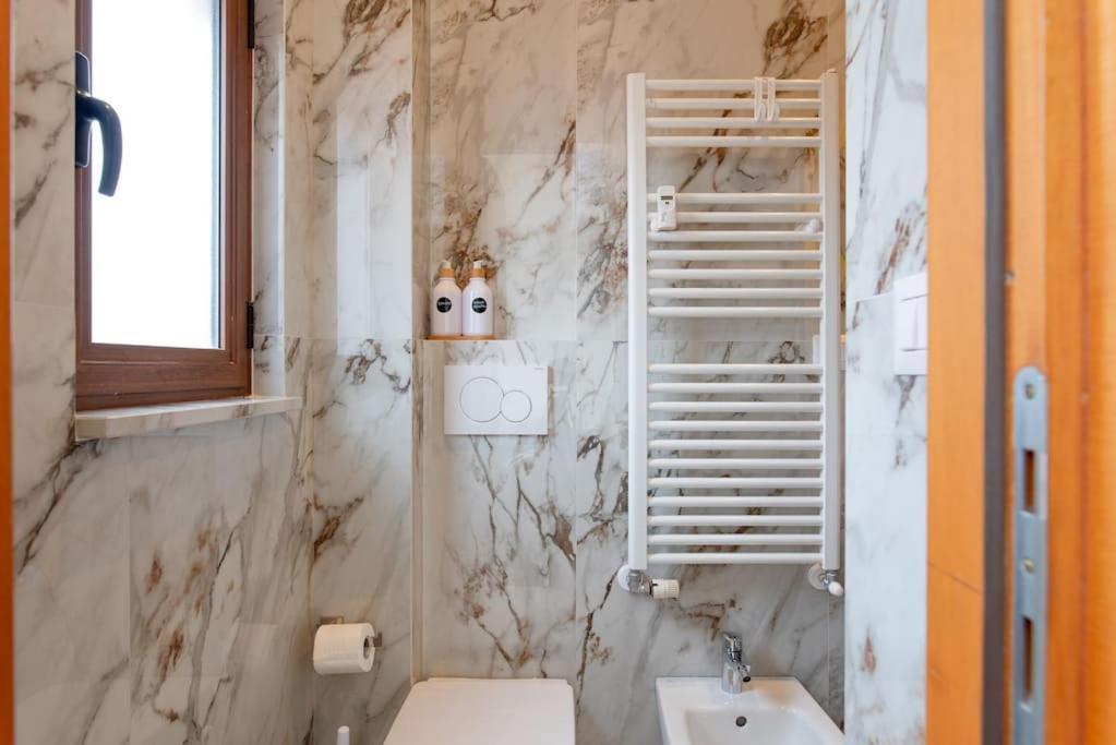 Cozy Close To Metro * Turin