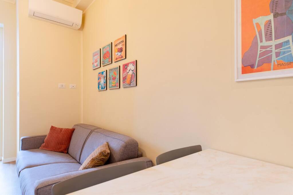 Cozy Close To Metro Apartment